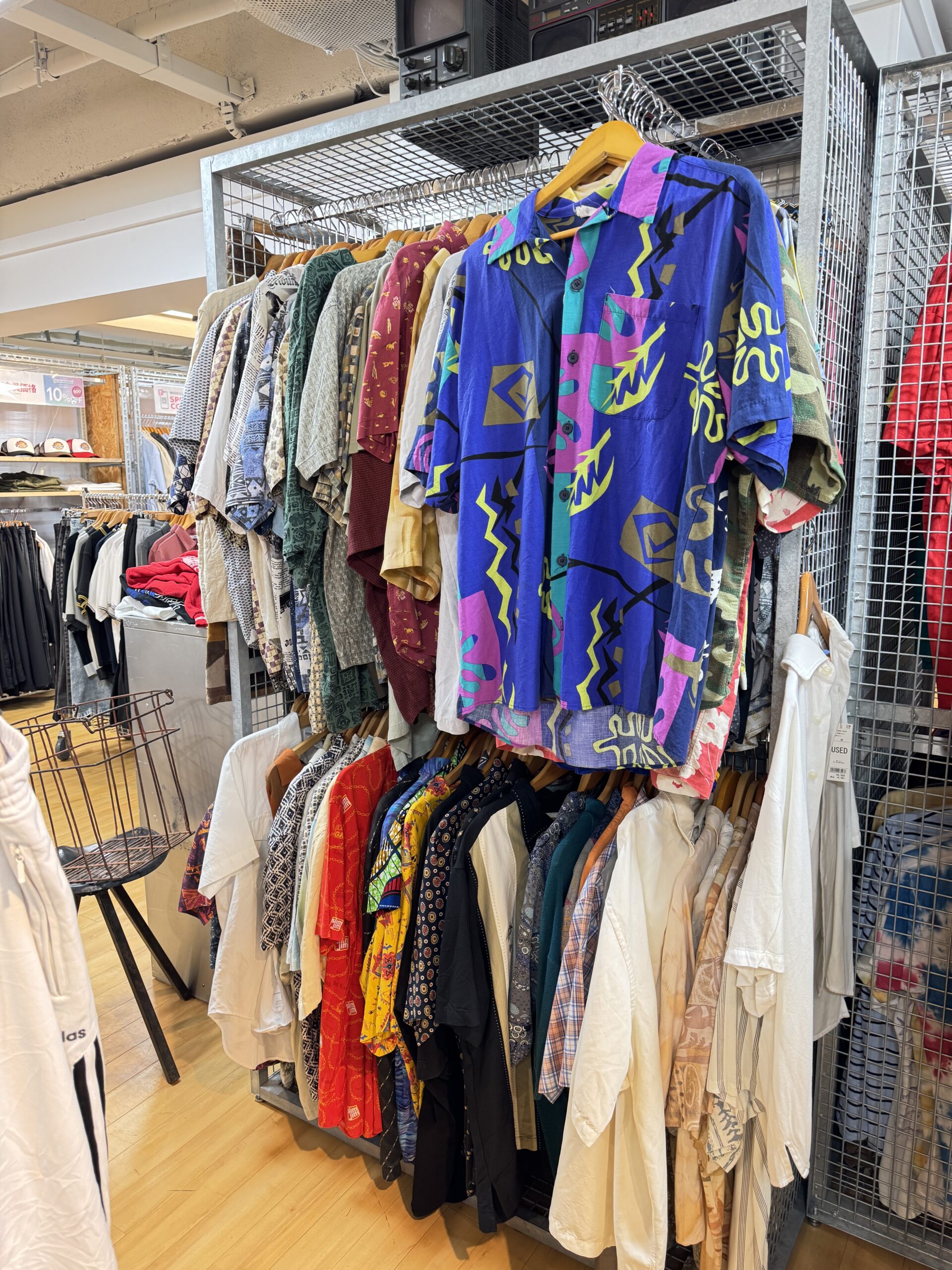 3階 WEGO VINTAGE】周年祭開催中！古着全品半額！！｜仙台駅前イービーンズ
